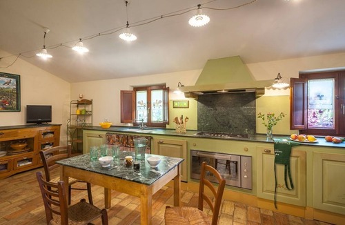 Fermo House | WELCOME, TRADITION, NATURE WITH POOL