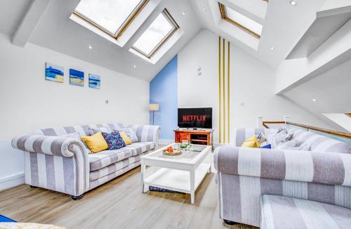 Wimbledon House | Wimbledon Close to AELTC, Station En-Suite