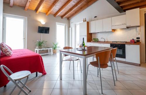 Camignone di Passirano Apartment | Wine & Lake in Franciacorta 3