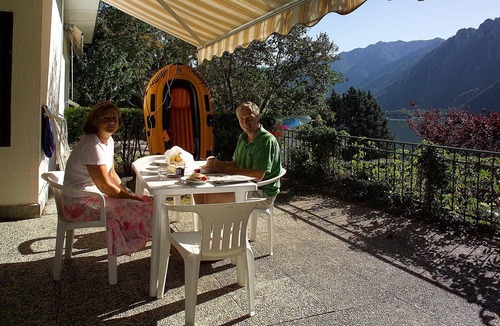 Idro Apartment | With terrace directly on the lake