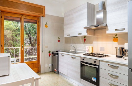 Cissano House | Wonderful private villa for 11 guests with WIFI, TV, balcony and pets allowed