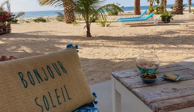Comfortable beach house in the first row - vacation by the sea