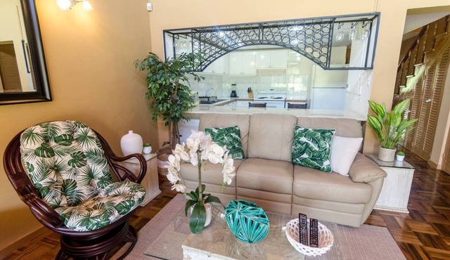 Luxury 2-Bd. condo on golf course, 10 min. from S.J airport golf & tennis