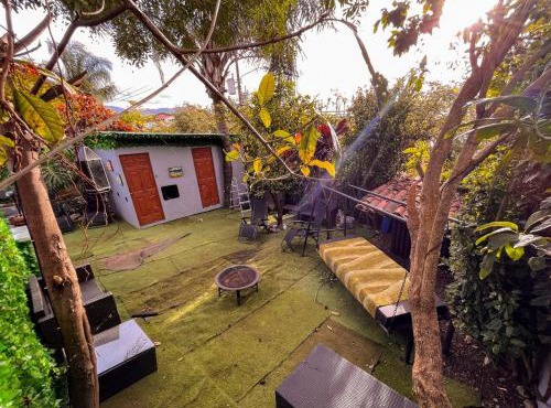 Oasis Lodge