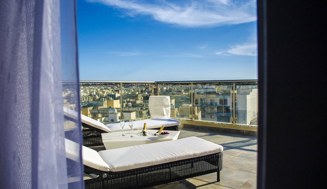 Paramount Bay Penthouse