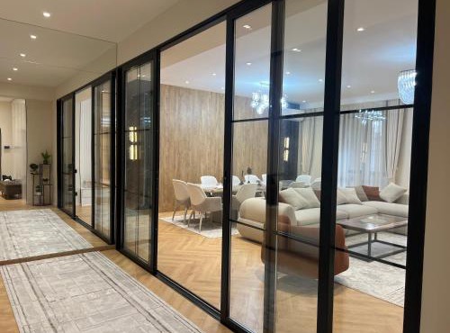 Premium Apartment in City Center Quiet & Spacious
