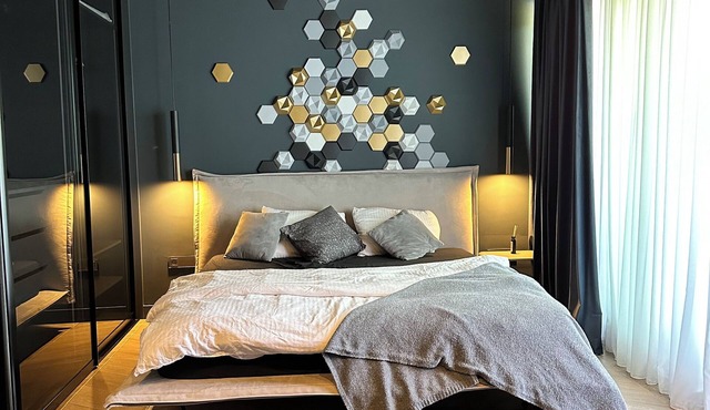 Shades of Cluj Napoca-A unique two bedroom apartment perfect for any occasion.