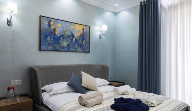 Urban Oasis: Unparalleled Terrace Views in the Heart of the City