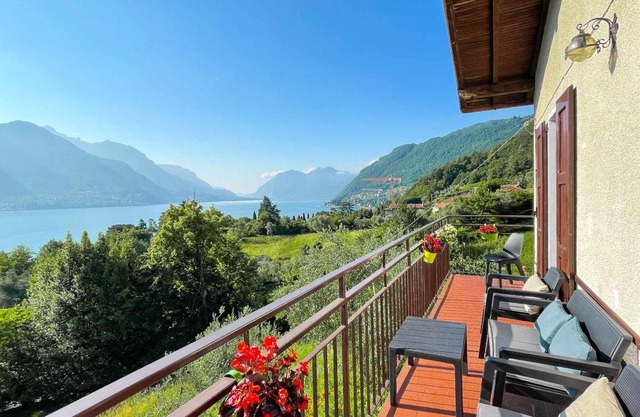 100 m² Apartment ∙ 2 bedrooms ∙ 6 guests