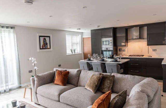 101 m² Apartment ∙ 2 bedrooms ∙ 127 guests