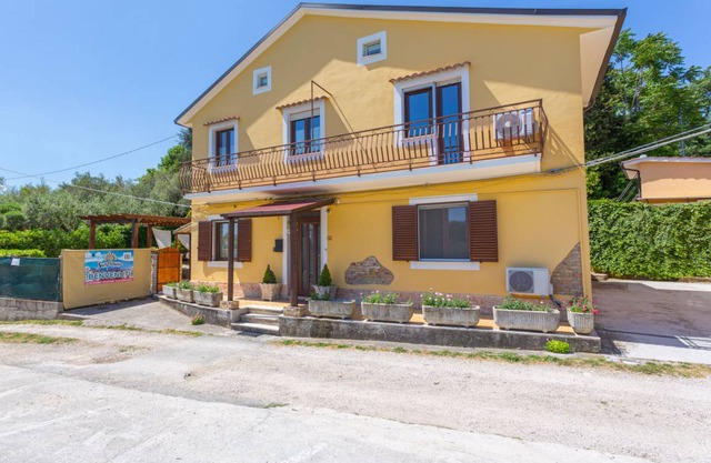 130 m² Apartment ∙ 3 bedrooms ∙ 6 guests