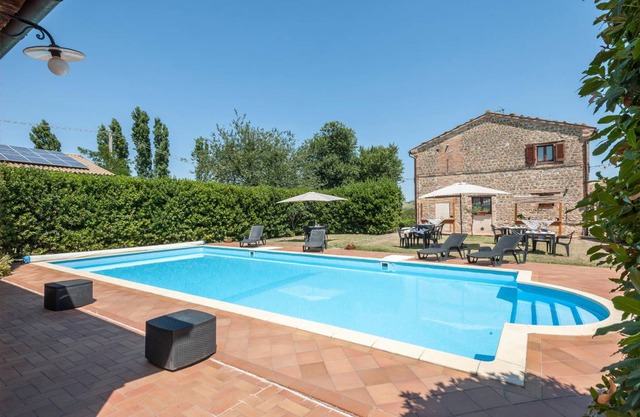 150 m² Maisonette ∙ 6 bedrooms ∙ 14 guests