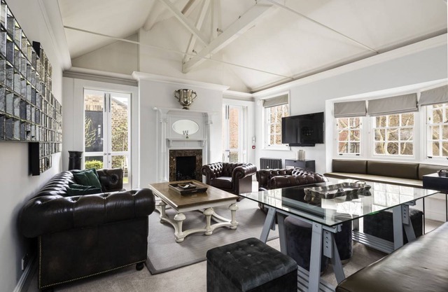 176 m² Apartment ∙ 4 bedrooms ∙ 8 guests