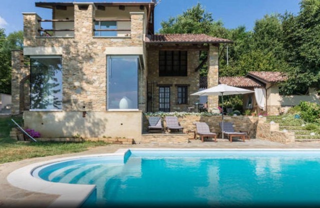 190 m² Villa ∙ 2 bedrooms ∙ 4 guests