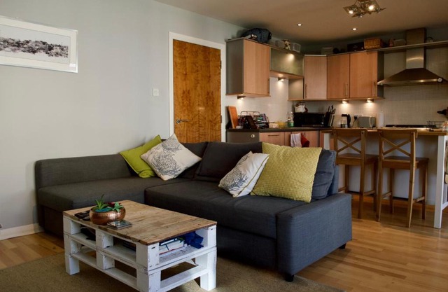 2 Bedroom Modern Apartment At The Shore