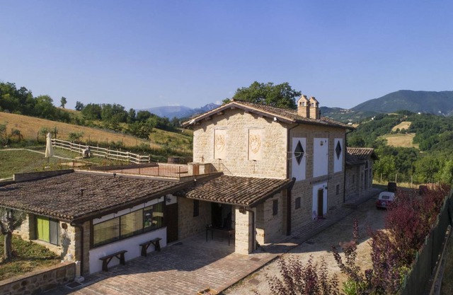 200 m² House ∙ 6 bedrooms ∙ 14 guests