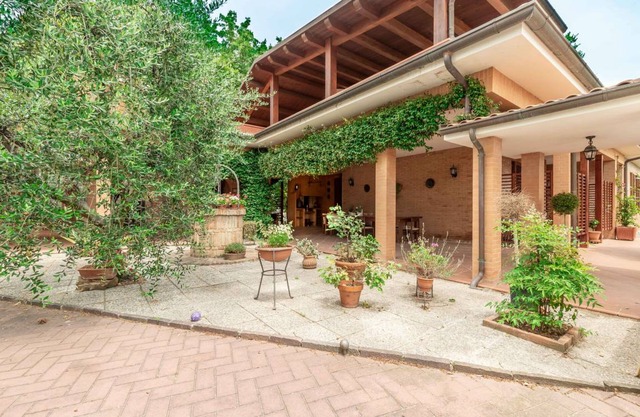 200 m² Villa ∙ 3 bedrooms ∙ 8 guests