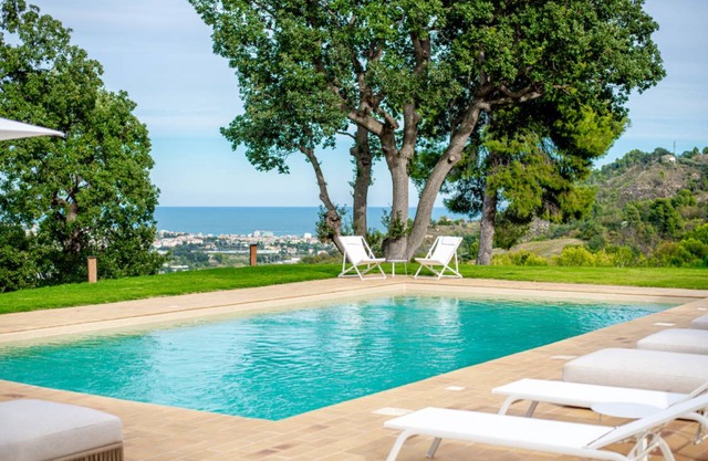 260 m² Farmhouse ∙ 7 bedrooms ∙ 16 guests