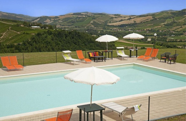280 m² House ∙ 4 bedrooms ∙ 12 guests