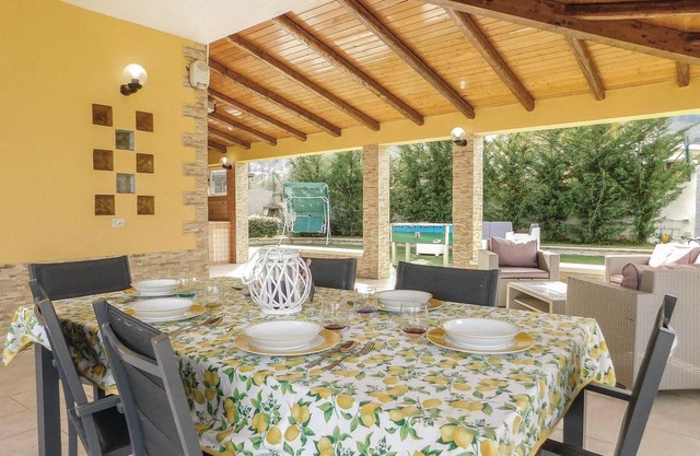 3 bedroom accommodation in Altavilla Milicia