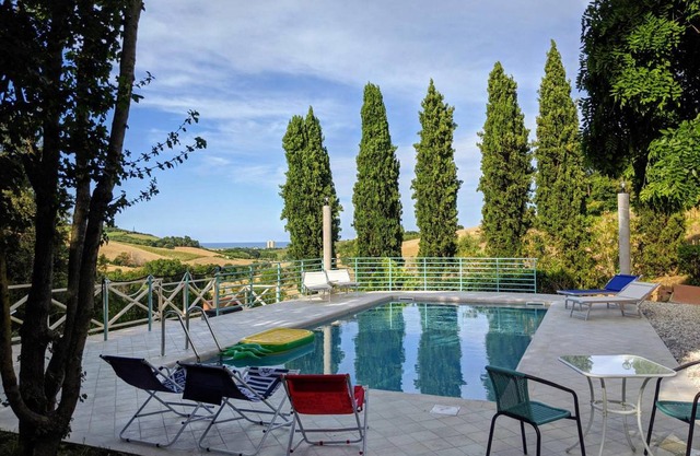 300 m² Resort ∙ 4 bedrooms ∙ 8 guests