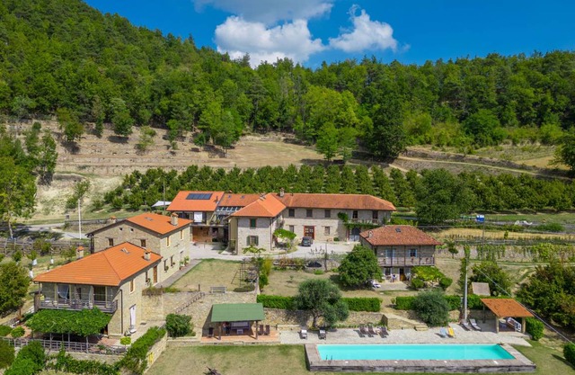 310 m² House ∙ 1 bedroom ∙ 18 guests