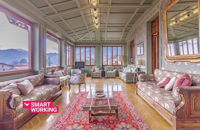 350 m² Villa ∙ 6 bedrooms ∙ 10 guests