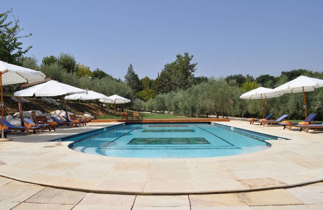 350 m² Villa ∙ 7 bedrooms ∙ 16 guests