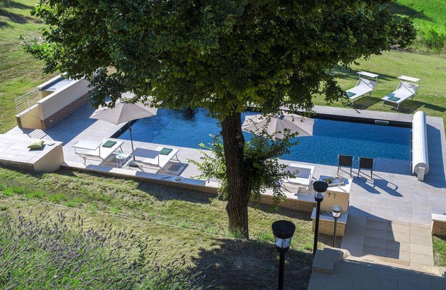 370 m² House ∙ 7 bedrooms ∙ 13 guests