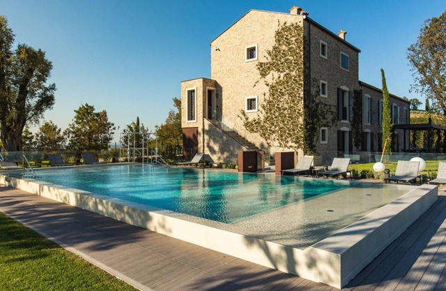 400 m² Villa ∙ 7 bedrooms ∙ 12 guests