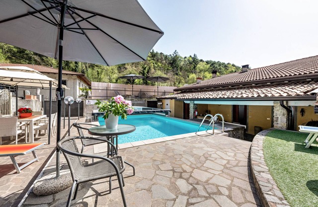 Apartment “Residence Tatiana A1” with Pool, Terrace, Mountain View & Wi-Fi