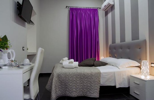 B&B Napoli Binario 1