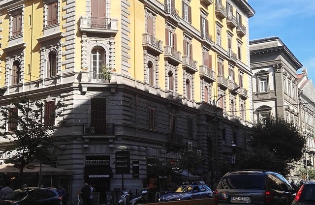 Be Italian Flat Bovio