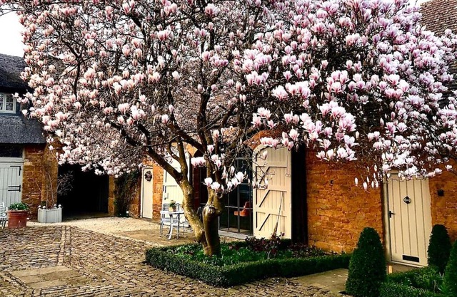 Beautiful guest house in a Cotswolds village