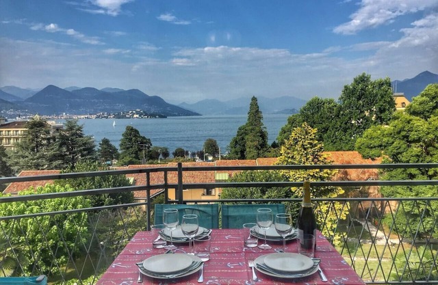 Bella apartment in the center of Stresa