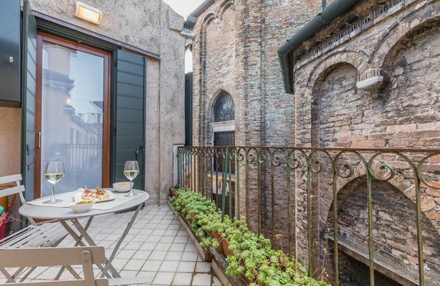 Ca' Della Frutta Venetian Apartment