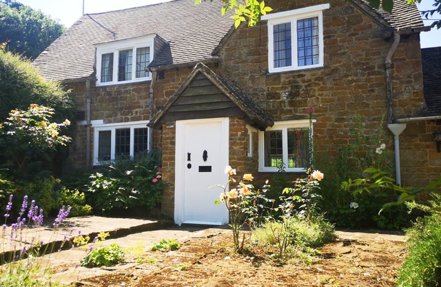 Cabin ∙ 2 bedrooms ∙ 3 guests