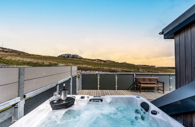 Cabin ∙ 2 bedrooms ∙ 4 guests