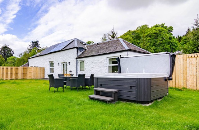 Cabin ∙ 3 bedrooms ∙ 5 guests