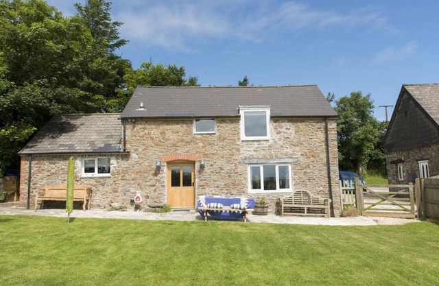 Cabin ∙ 3 bedrooms ∙ 6 guests