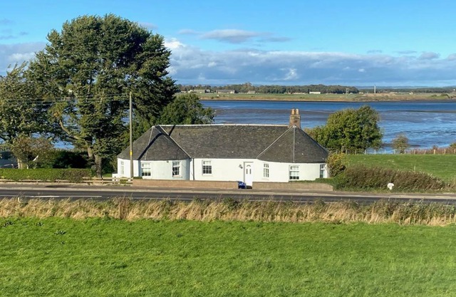 Cabin ∙ 3 bedrooms ∙ 8 guests