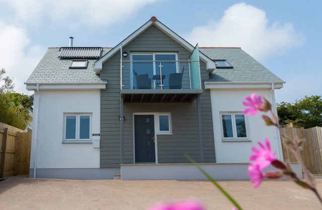 Cabin ∙ 3 bedrooms ∙ 6 guests
