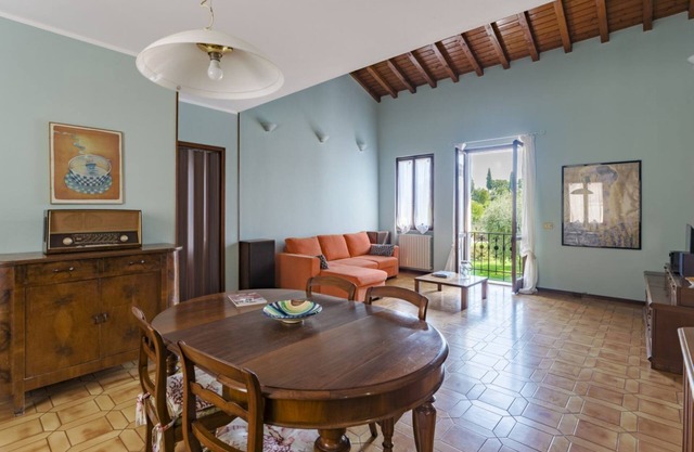 Casa Nora - large apartment in an ancient courtyard