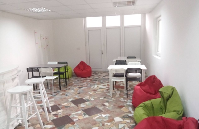 Charming, budget apartment with air beds located near Aviv Park, Belgrade