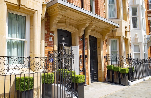 Cheval Phoenix House at Sloane Square