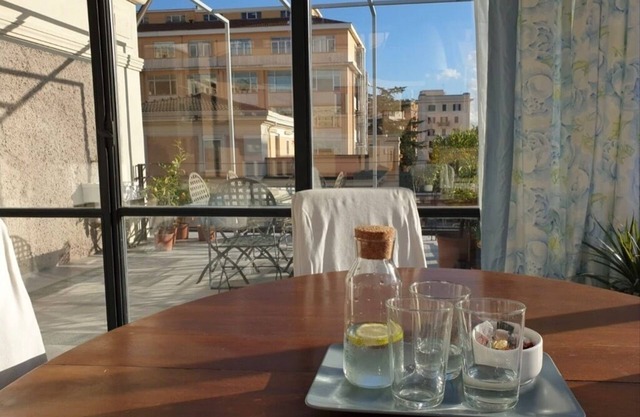 DESIGN & HISTORY IN CENTRAL ROME