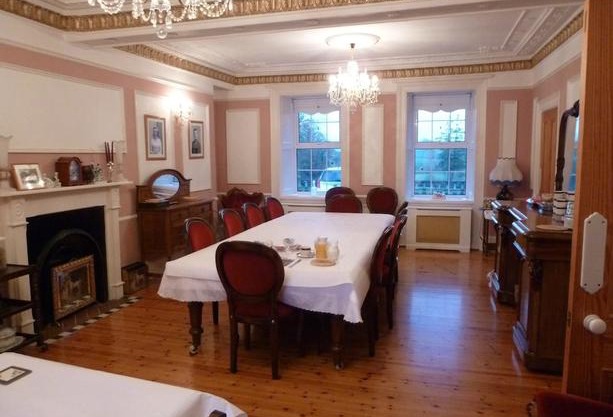 Dundrum House