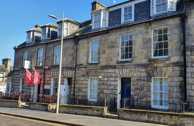 Dunperrogh Golfers paradise, ideal location 50 yards from 18th of Old Course