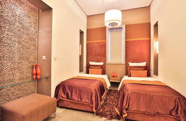 Essaouira, stay in the heart of the city, BALKISS Suite of people (4)