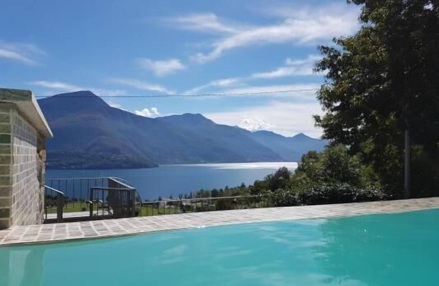 Holiday apartment Gravedona for 1 - 4 persons with 1 bedroom - Row house